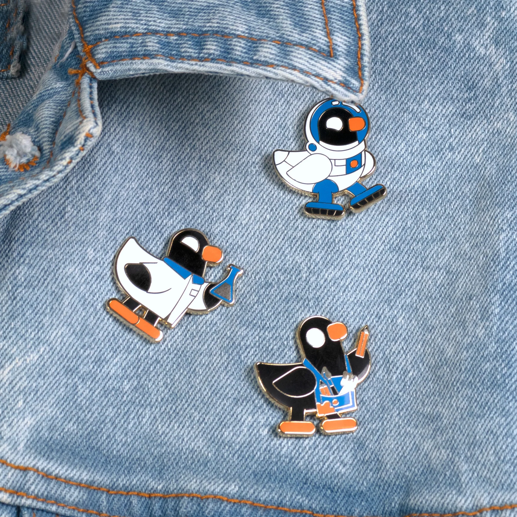 Artist Duck Enamel Pin - Image 3
